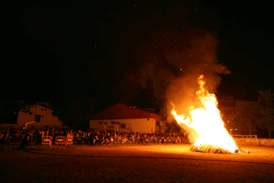 El fester i els bujots en flames